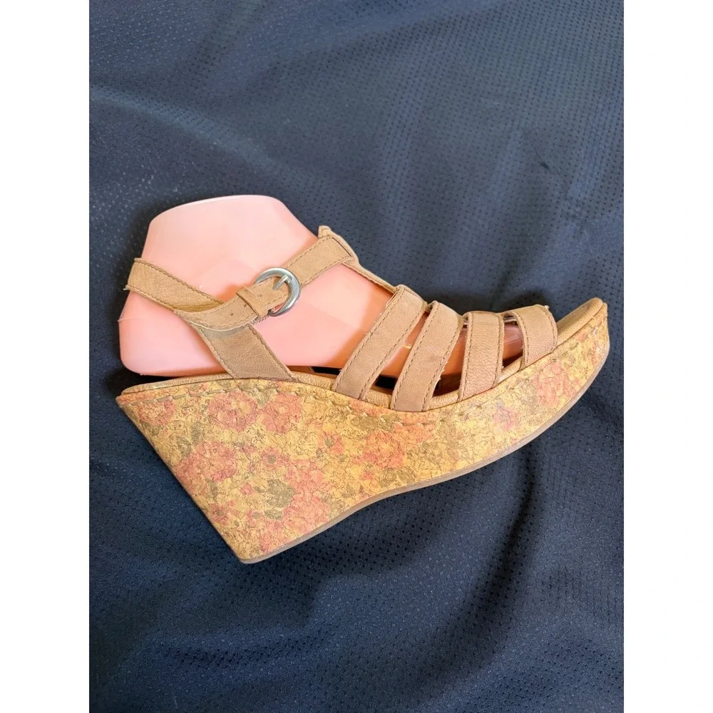 BOC Born Concept Tan Suede Floral Cork 4